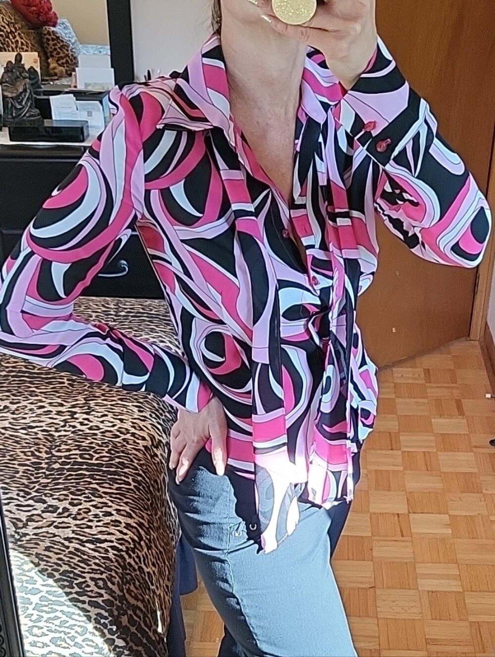 LIKE NEW Laura Tie-Neck Printed Crepe Blouse in Abstract Pink Swirl, M